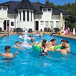 假日公园 Brydar With Sauna, Swimming Pool And Jacuzzi 3*