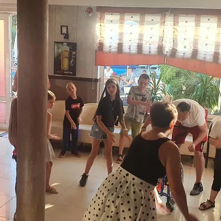 Ferienpark Brydar With Sauna, Swimming Pool And Jacuzzi Mielno