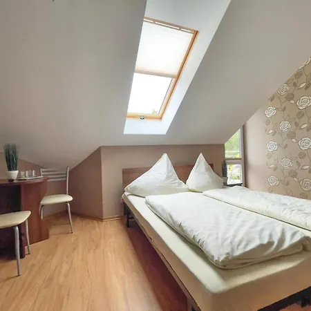 Brydar With Sauna, Swimming Pool And Jacuzzi ホリデーパーク ミエルノ