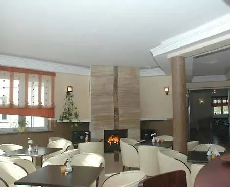 ホリデーパーク Brydar With Sauna, Swimming Pool And Jacuzzi