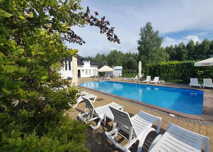 Brydar With Sauna, Swimming Pool And Jacuzzi 3*
