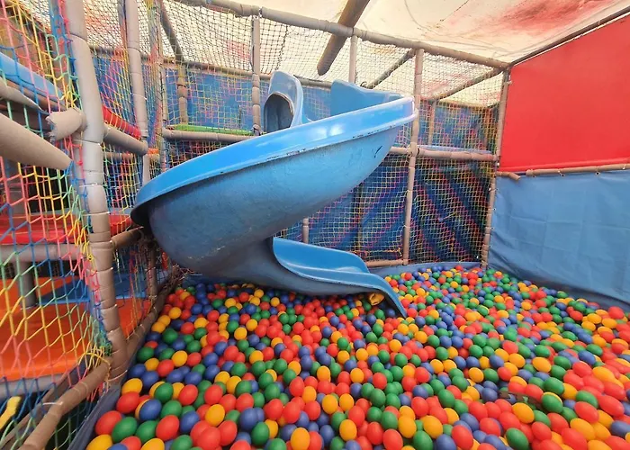 Brydar With Sauna, Swimming Pool And Jacuzzi Mielno (Koszalin)