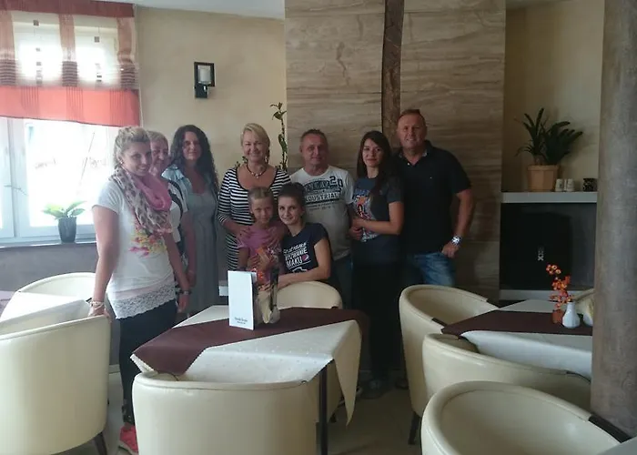 Parque de vacaciones Brydar With Sauna, Swimming Pool And Jacuzzi