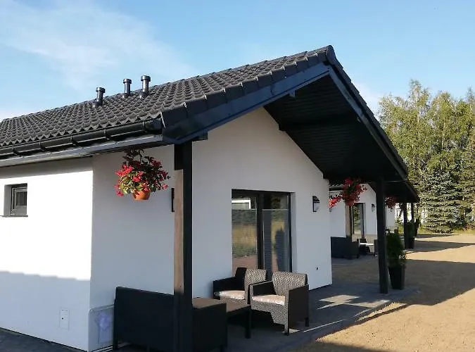 Kompleks wypoczynkowy Brydar With Sauna, Swimming Pool And Jacuzzi